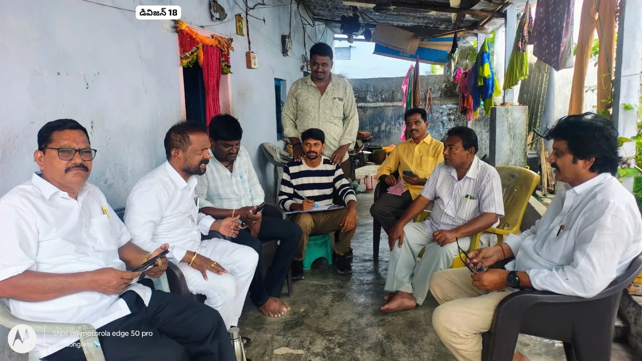 ఎస్‌ఐఆర్ ప్రక్రియను వేగవంతం చేయాలి.. ప్రతి డివిజన్‌లో సమీక్ష నిర్వహించిన బొంతల రాజేష్…