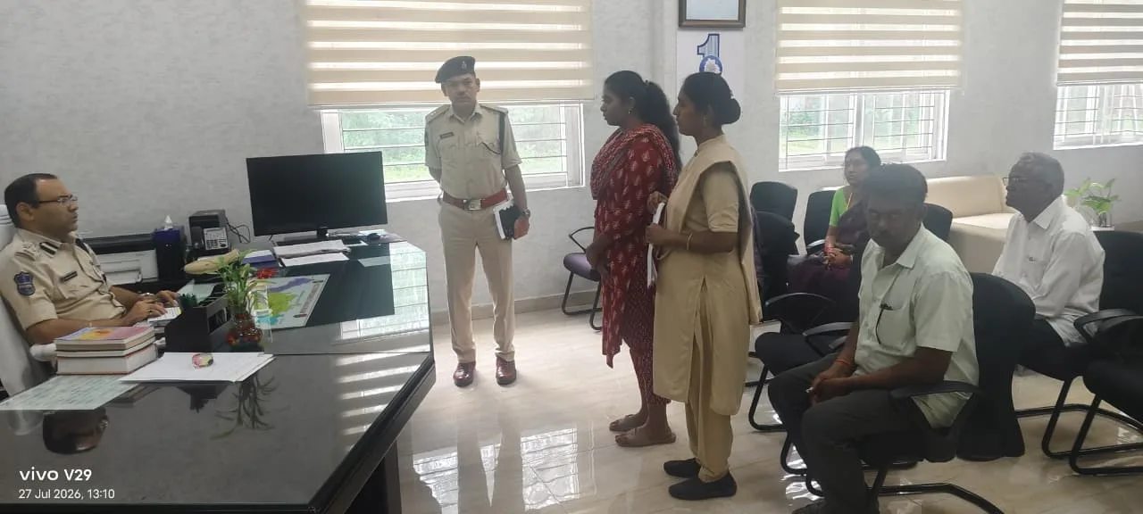 గ్రీవెన్స్ డేలో ప్రజల సమస్యలపై పోలీస్ కమిషనర్ అంబర్ కిశోర్ ఝా ప్రత్యేక దృష్టి