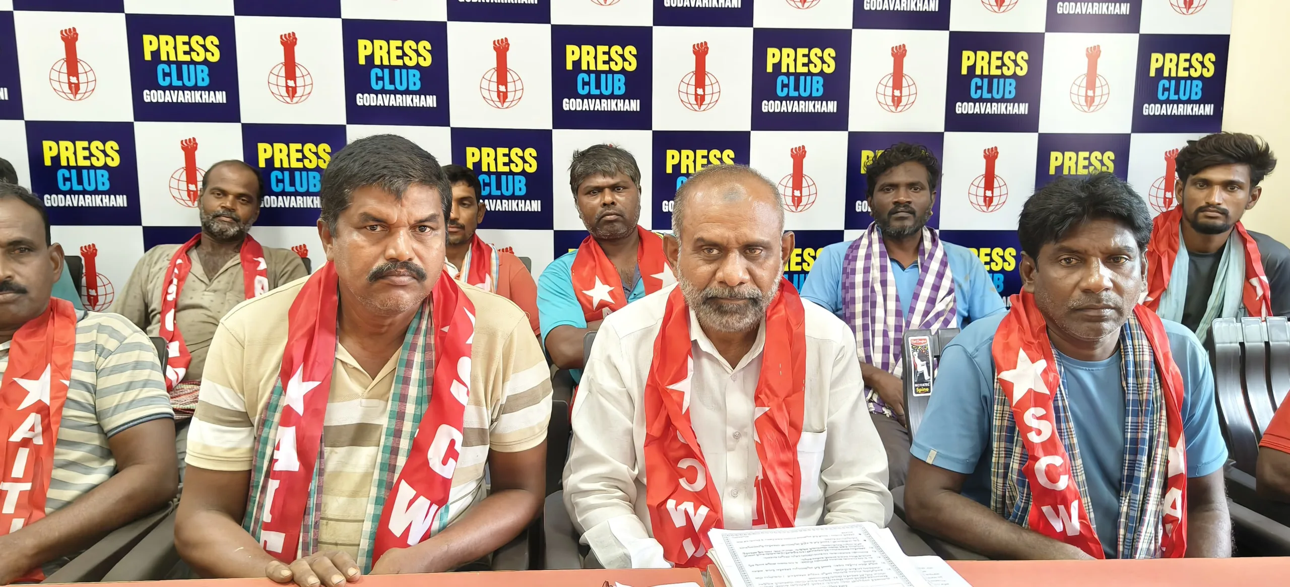 ఐదేళ్లుగా కూలీ రేట్ల పెంపు పెండింగ్.. రైతులు, ఆసాములను రెచ్చగొట్టడం సరికాదు….