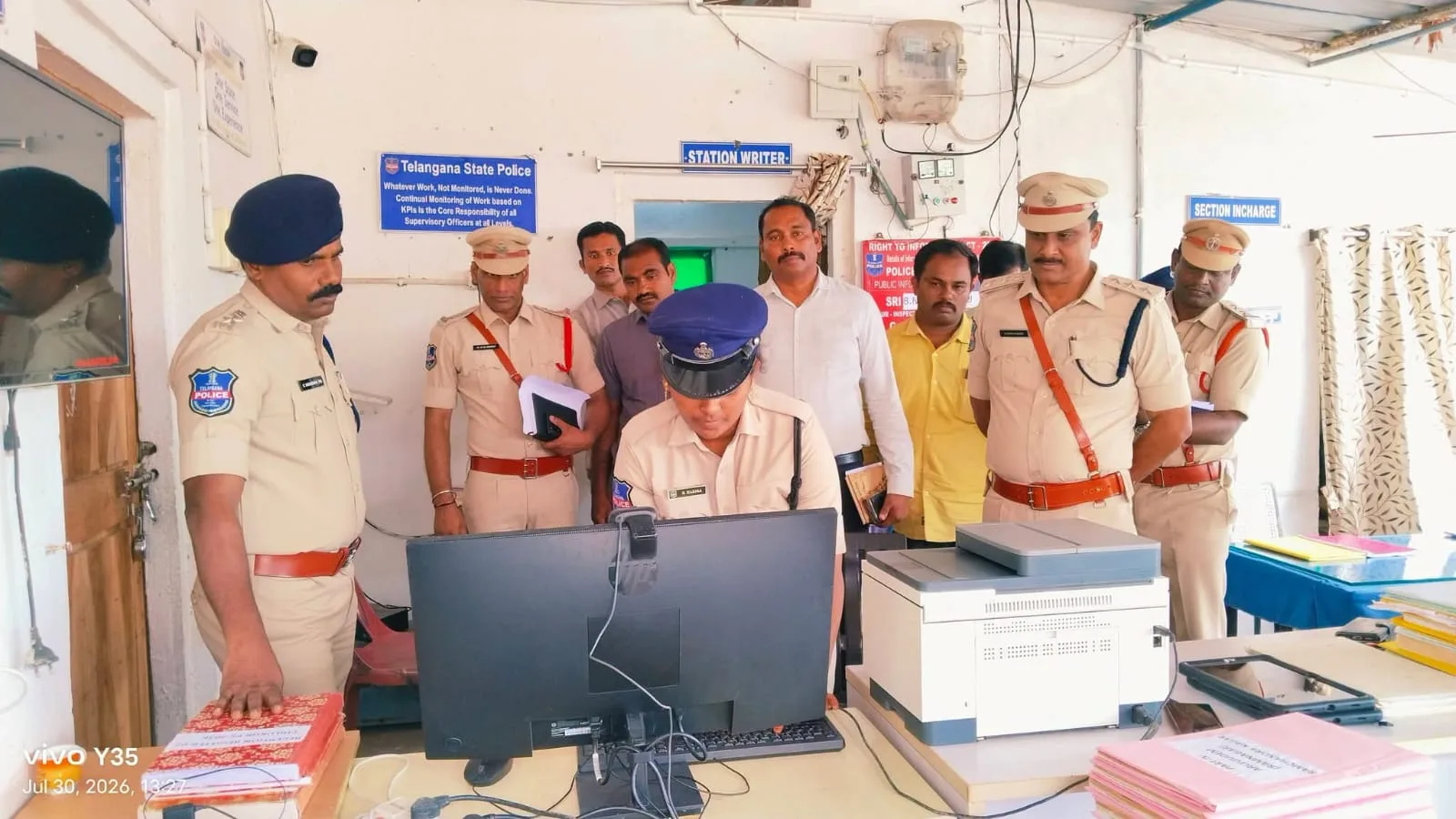 చిలుకూరు పోలీస్ స్టేషన్ వార్షిక తనిఖీ చేసిన ఎస్పీ నరసింహ.