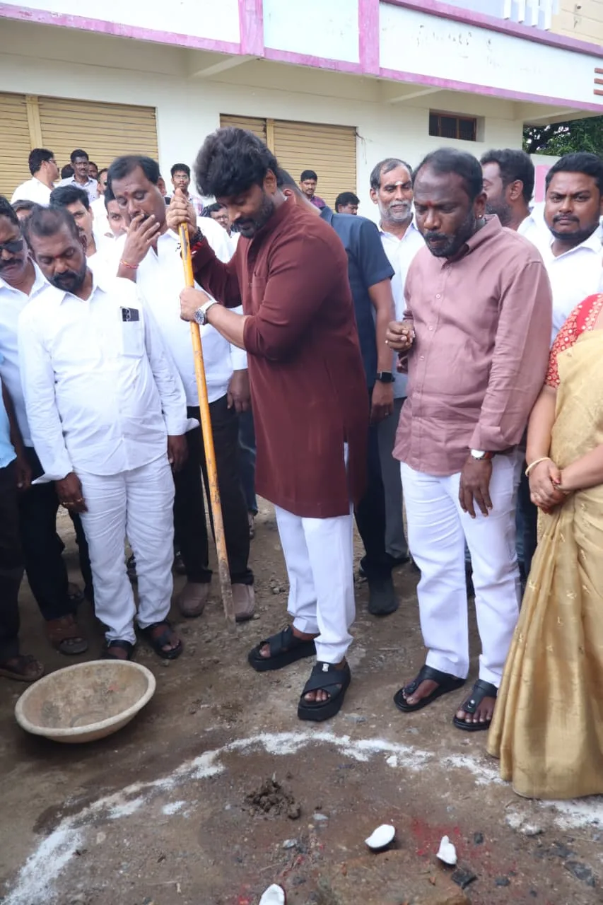 రూ.60 లక్షలతో సీసీ రోడ్డు పనులకు శ్రీకారం…