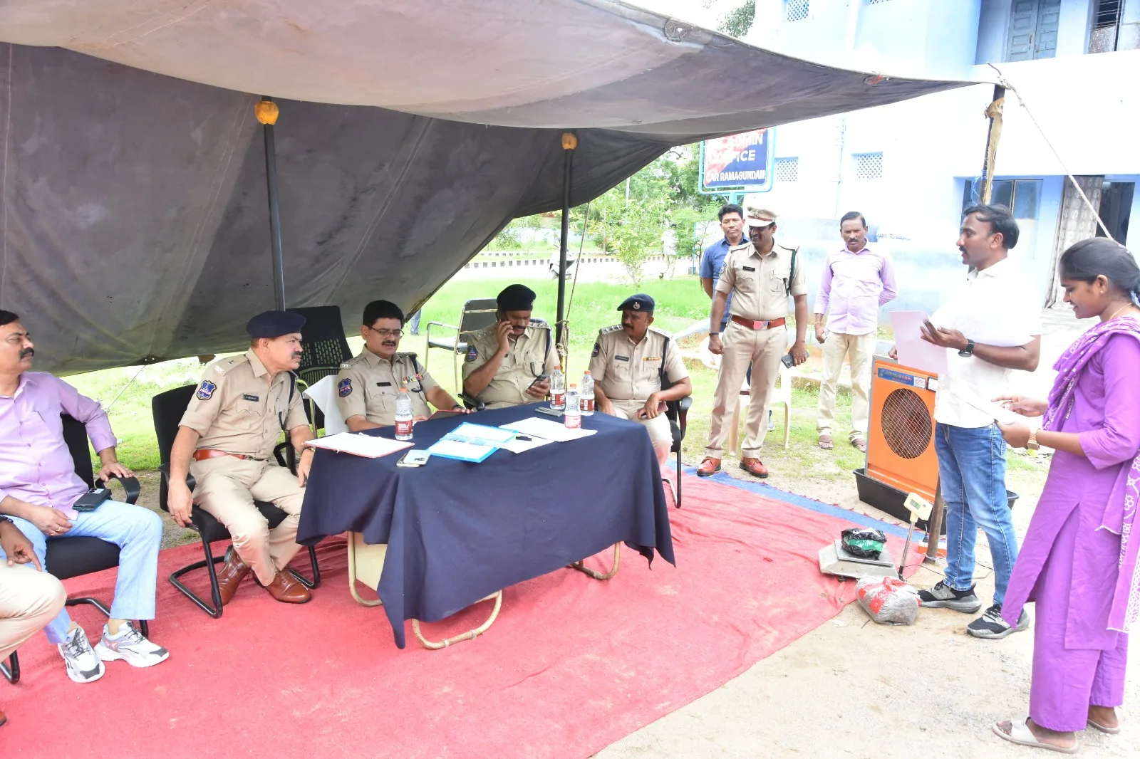 గంజాయి, మత్తు పదార్థాలపై పోలీసుల ఉక్కుపాదం
