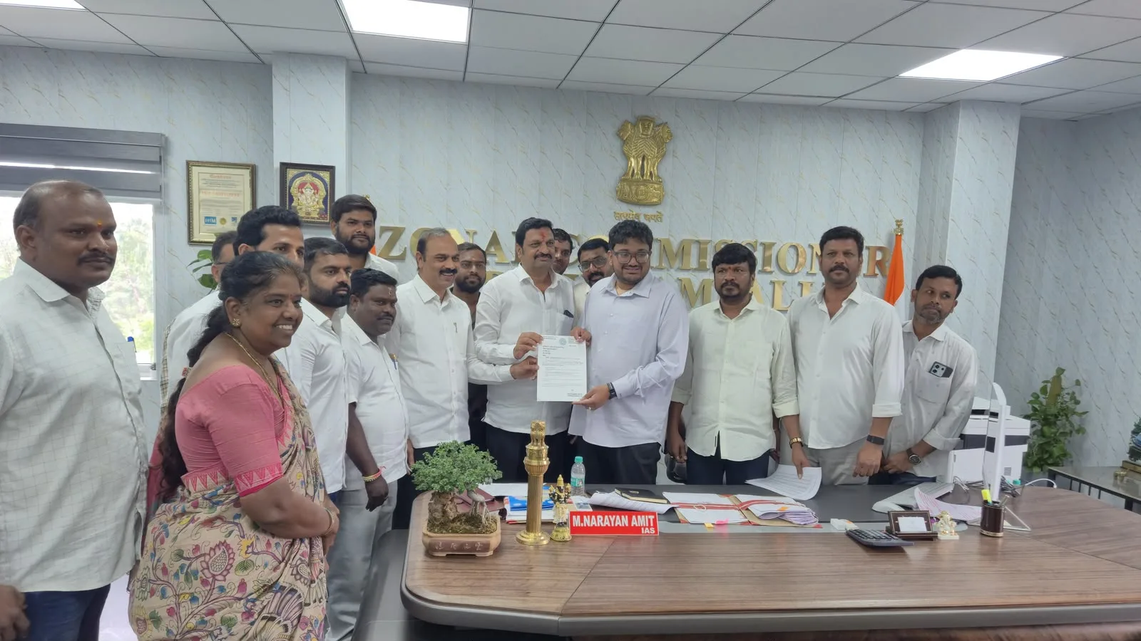 శేరిలింగంపల్లి ఇన్చార్జులు కూకట్పల్లి శాసనసభ్యులు మాధవరం కృష్ణారావు