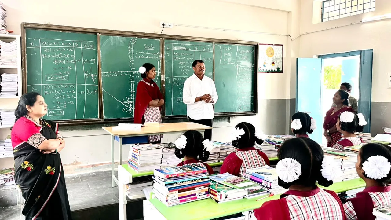 ములకలపల్లి కేజీబీవీ, సోషల్ వెల్ఫేర్ హాస్టల్, పీహెచ్‌సీలను ఆకస్మికంగా తనిఖీ చేసిన ఎమ్మెల్యే జారే