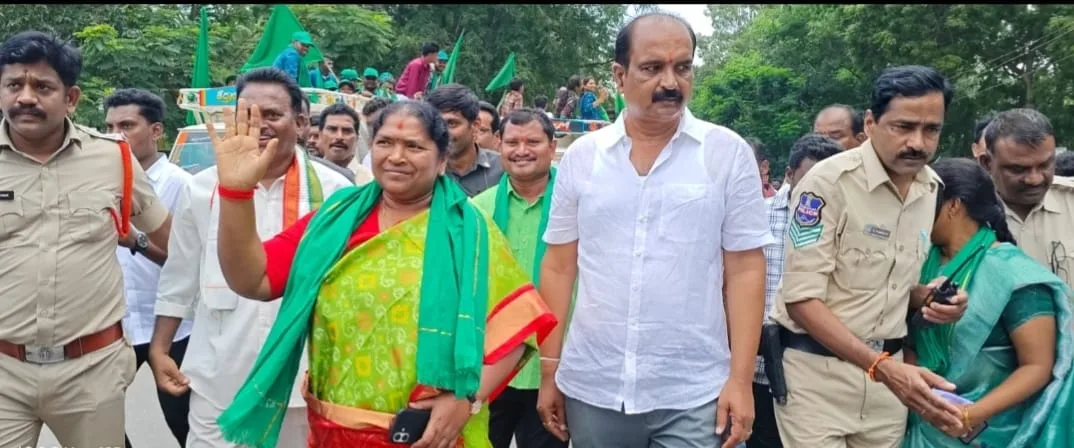 కొమరం భీమ్ స్ఫూర్తితో గిరిజన హక్కుల సాధనకు ఐక్యంగా ఉద్యమించాలి