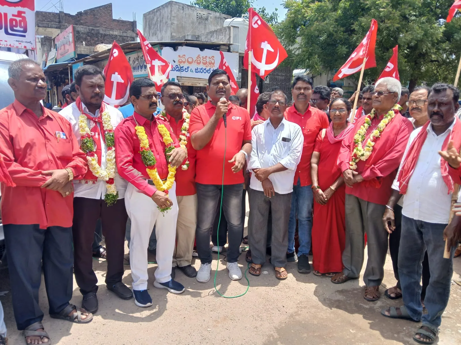 ప్రజా వ్యతిరేక విధానాలను తిప్పికొట్టాలి