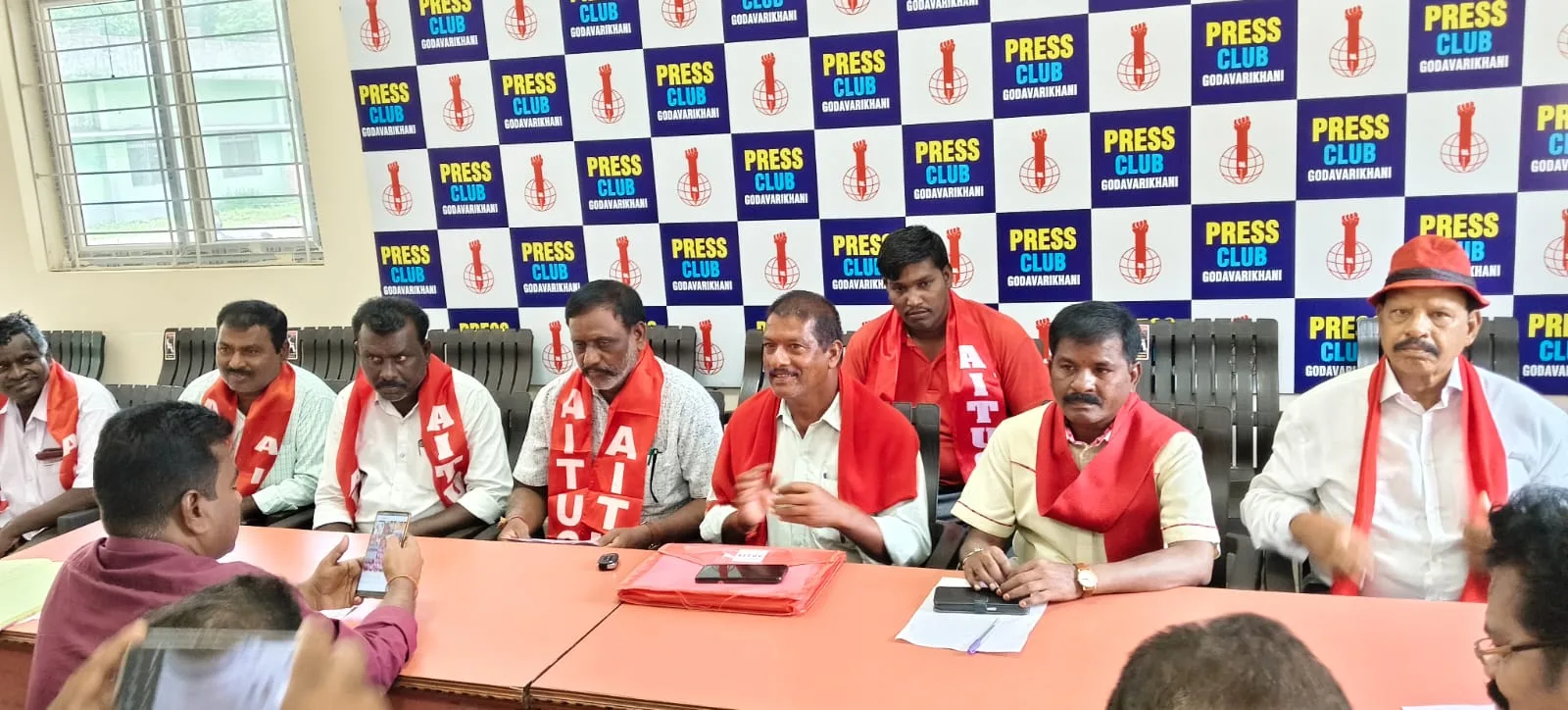 సుల్తానాబాద్‌లో ఆగస్టు 20న మహాసభలు – కార్మిక వర్గం తరలిరావాలని ఏఐటీయూసీ పిలుపు