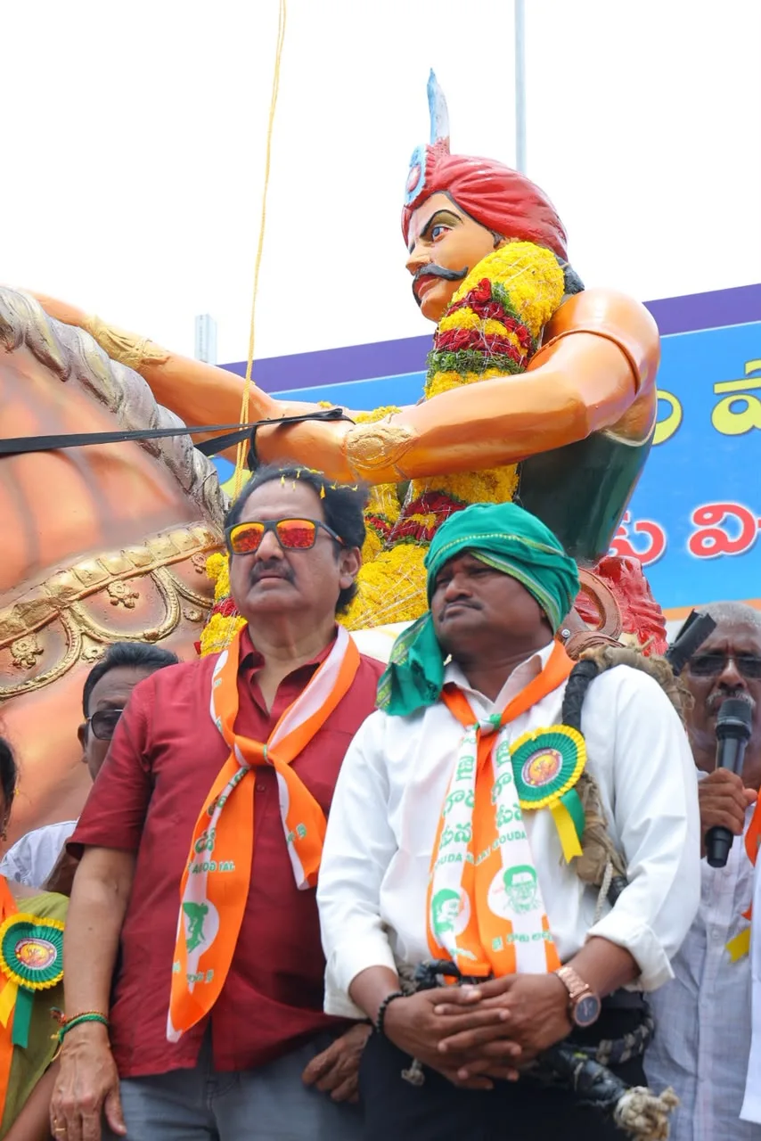 సర్వాయి పాపన్న గౌడ్ జీవితం ప్రతి ఒక్కరికీ ఆదర్శం ——- ఎమ్మెల్యే జారె, హీరో సుమన్ గౌడ్