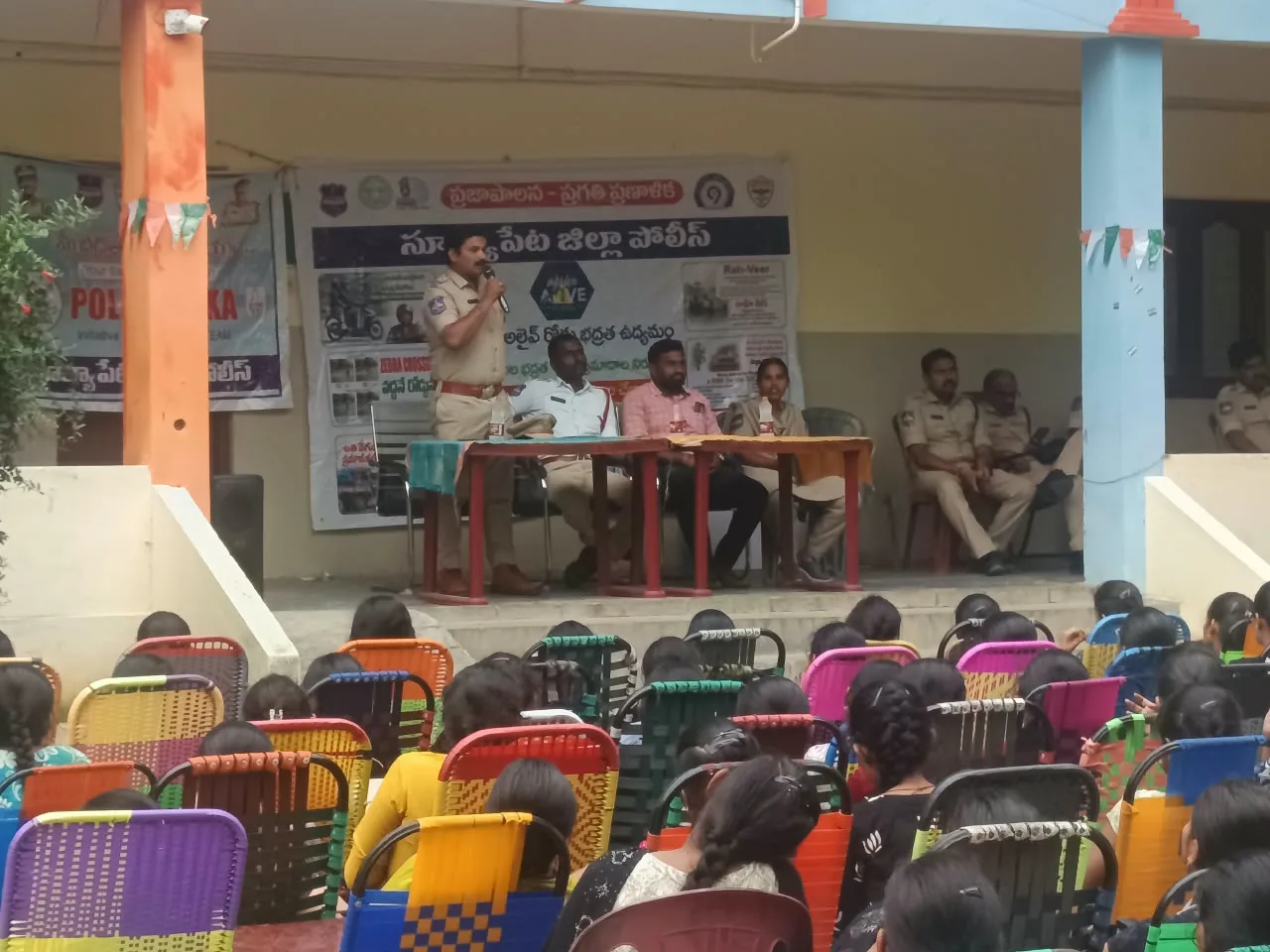 కోదాడ పట్టణంలో ‘అరైవ్ – అలైవ్’ రోడ్డు భద్రత వారోత్సవాలు