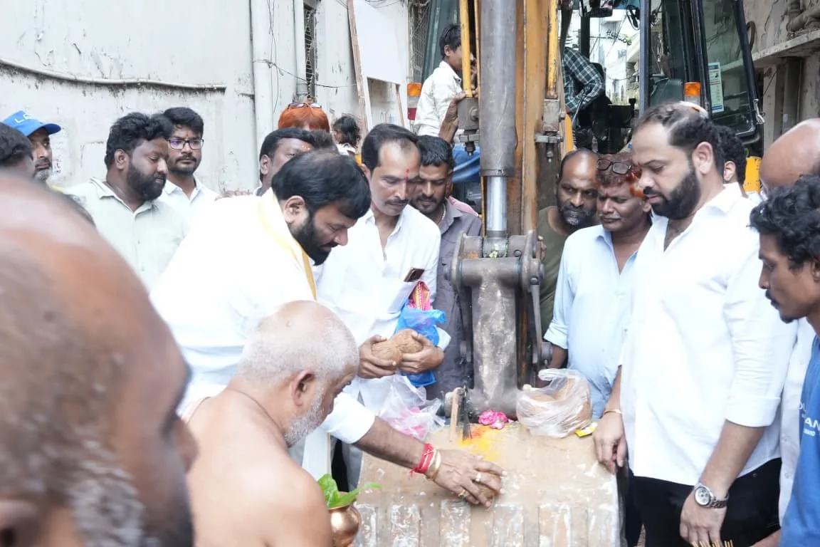 ఇందిరాగాంధీ నగర్‌లో రూ.48 లక్షలతో సీసీ రోడ్ల నిర్మాణానికి శంకుస్థాపన