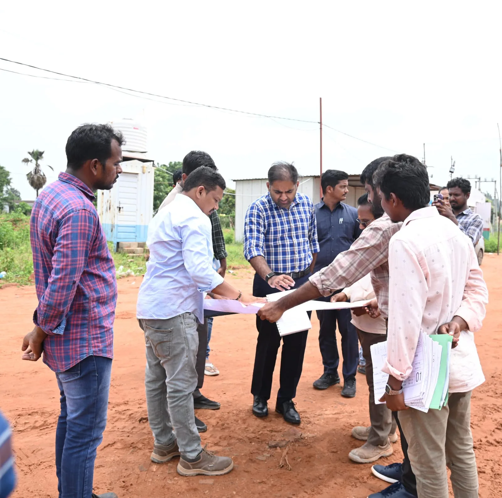 క్షేత్రస్థాయి సమస్యల పరిష్కారానికి సమగ్ర చర్యలు…