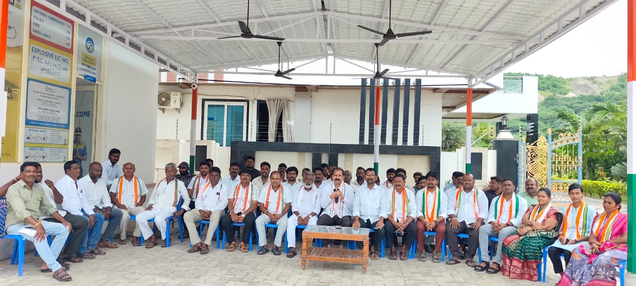 పుట్టా మధూ.. నోరు అదుపులో పెట్టుకో…