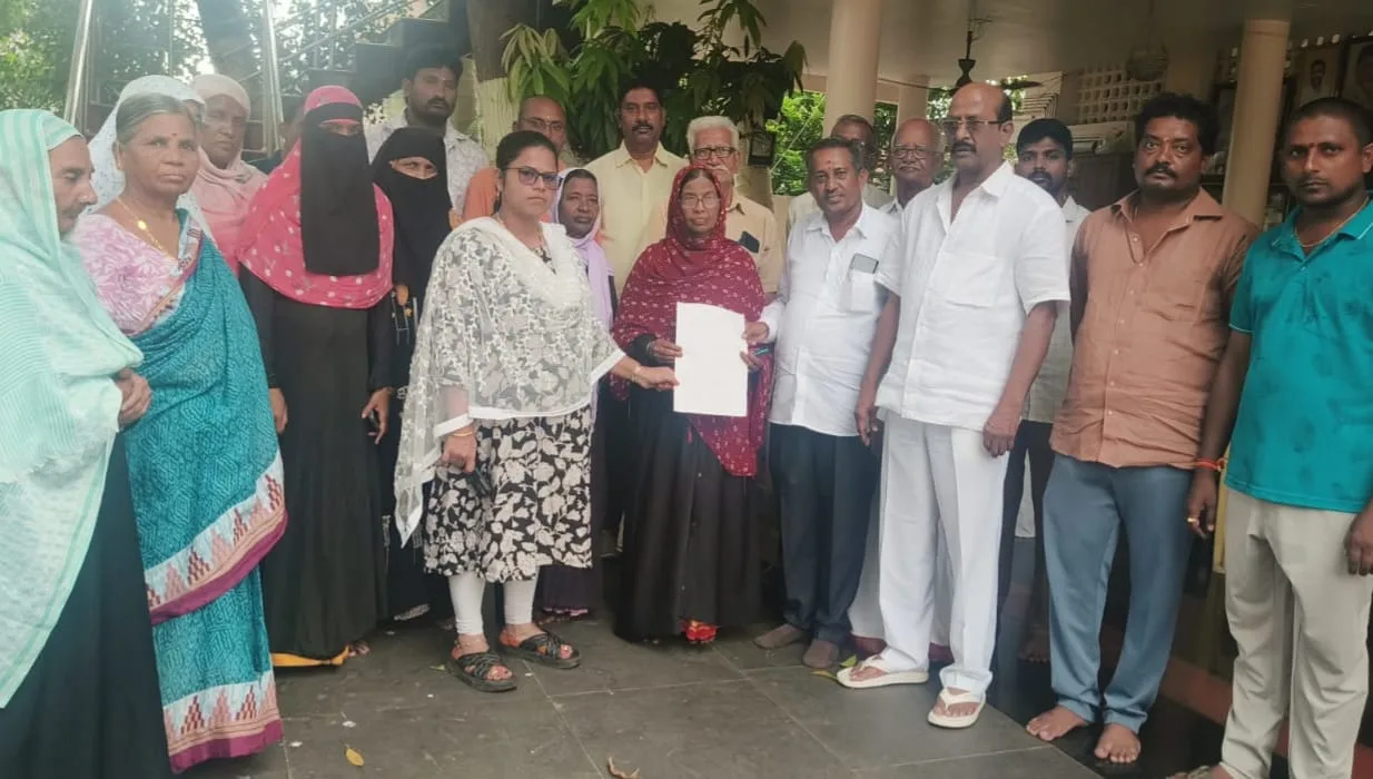 “ఇబ్బంది పడుతున్నా ము నీటి సరఫరా పునరుద్ధరించండి” మాజీ ఎమ్మెల్సీ వై వి బి రాజేంద్ర ప్రసాద్