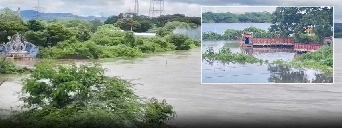 గోదావరి ముంపు సమస్యకు శాశ్వత పరిష్కారం చూపాలి….