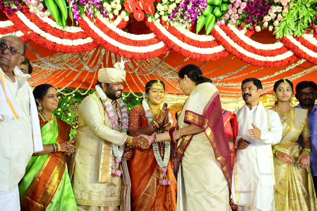 మోతె మండలం బోడబండ్ల గూడెం గ్రామానికి చెందిన ప్రముఖ కాంట్రాక్టర్ పొనుగోటి రంగారావు