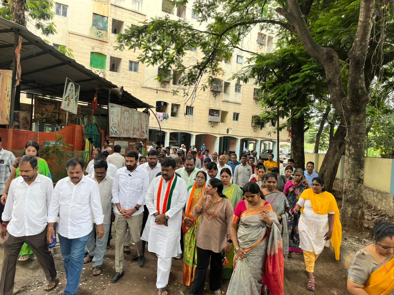 సాయిబాబా నగర్ డివిజన్‌లో సొంత నిధులతో CC రోడ్ల నిర్మాణం