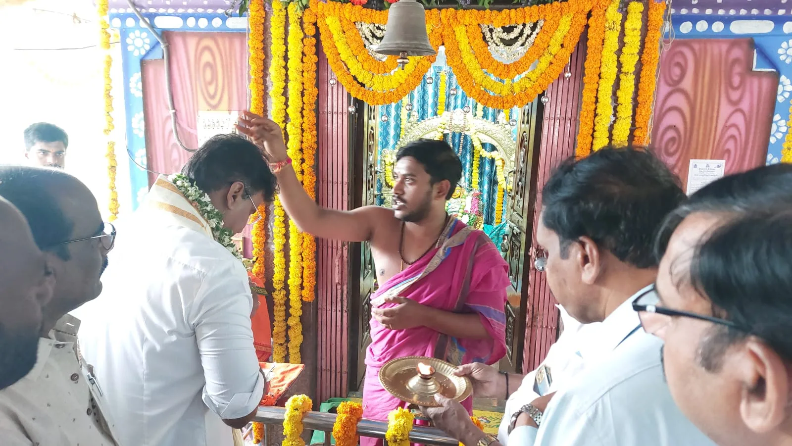 దేవాలయాలు ధార్మికతకు కేంద్రాలు : బిఆర్ఎస్ ఎల్పి విప్, ఎమ్మెల్యే కేపీ.వివేకానంద్