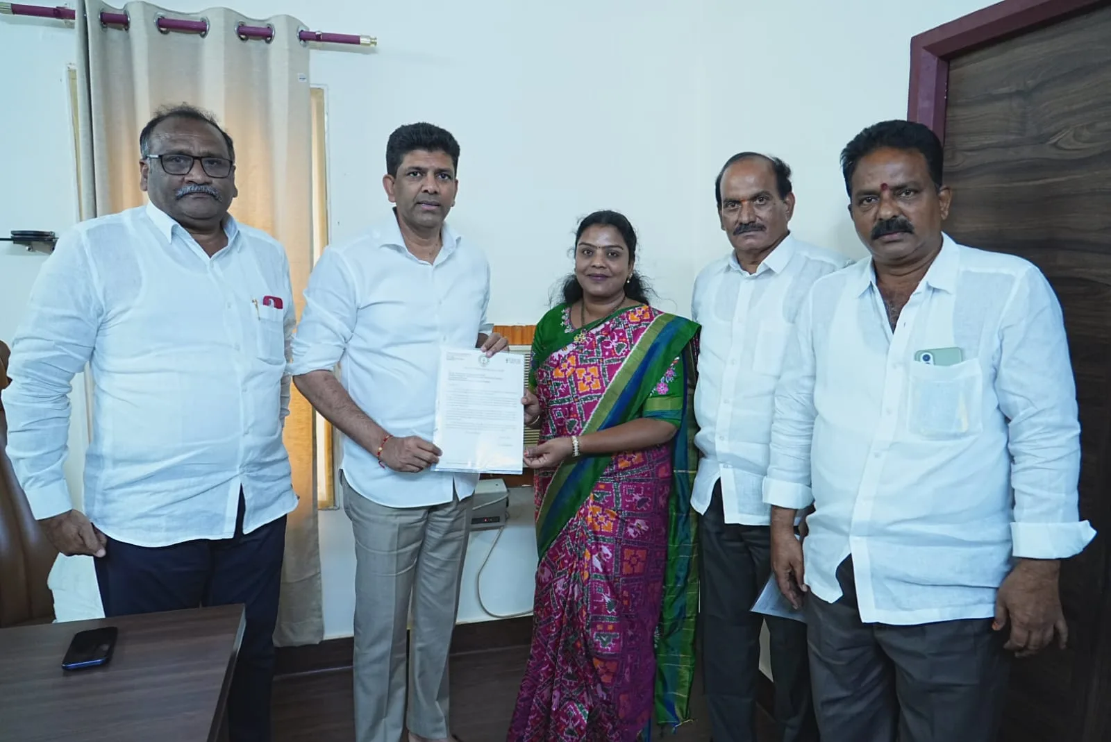 నందిగామ అభివృద్ధికి ప్రత్యేక నిధులపై సౌమ్య వినతి