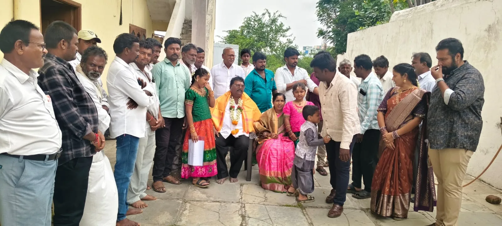 అయ్యప్ప దేవాలయ కమిటీ ఉపాధ్యక్షులు నీరజా శంకర్ గౌడ్‌కు ఘన సన్మానం