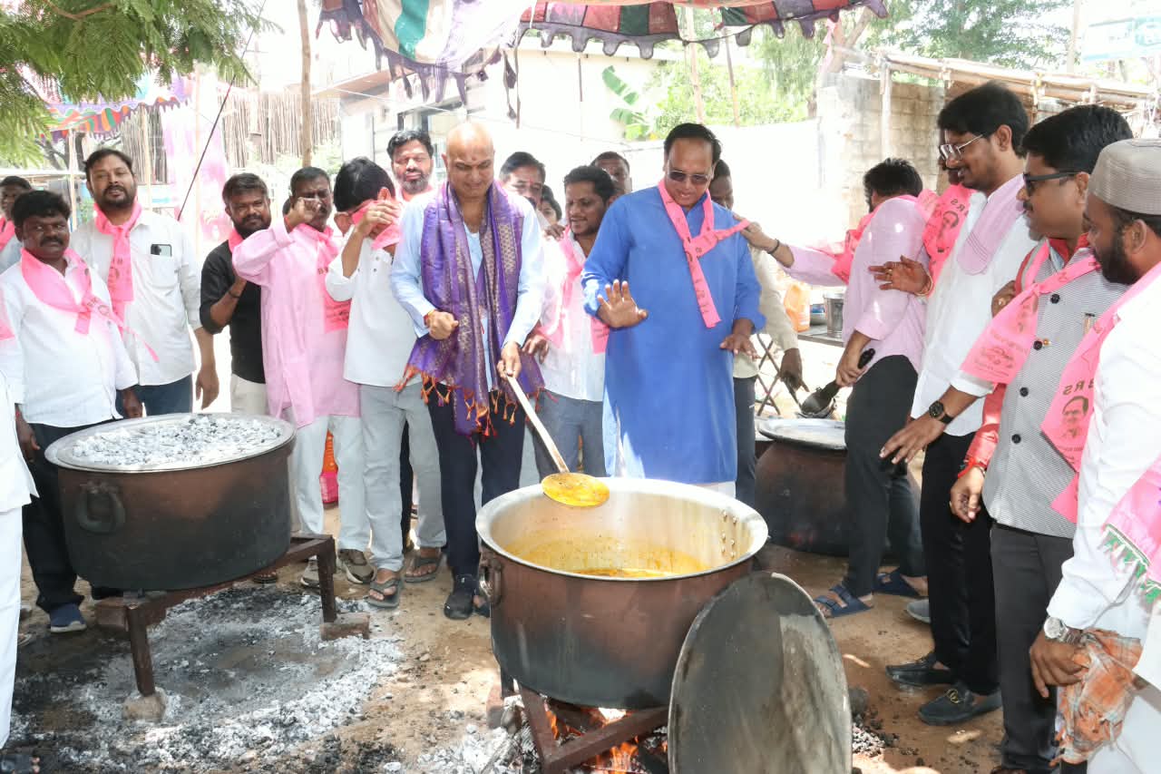 హామీల అమలులో కాంగ్రెస్ ప్రభుత్వ వైఫల్యానికి నిరసనగా “వంటా వార్పు”