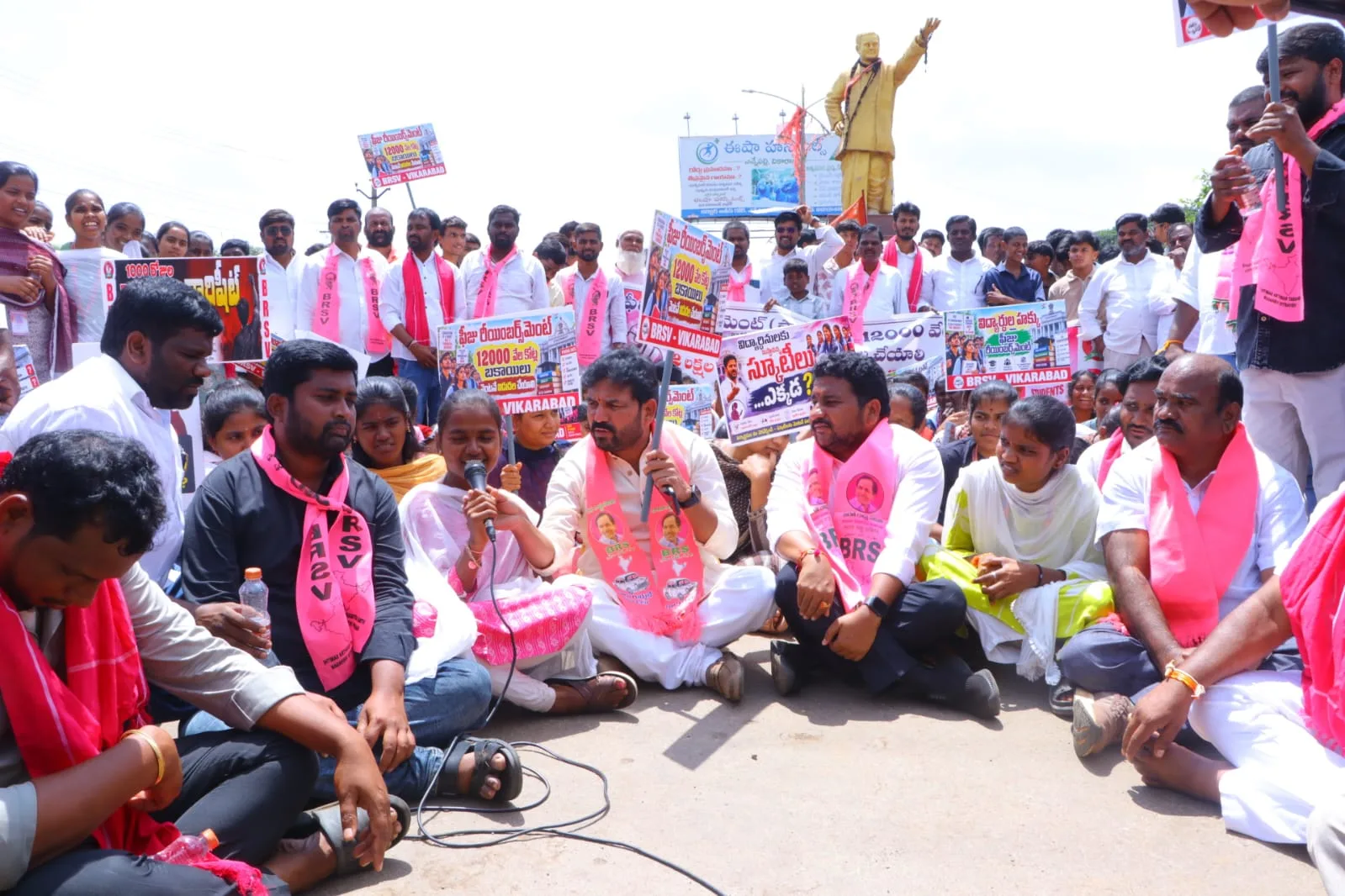 ఉద్యోగాలు ఎక్కడ? విద్యా భరోసా కార్డు ఎక్కడ? స్కూటీలు ఎక్కడ?”- డాక్టర్ మెతుకు ఆనంద్