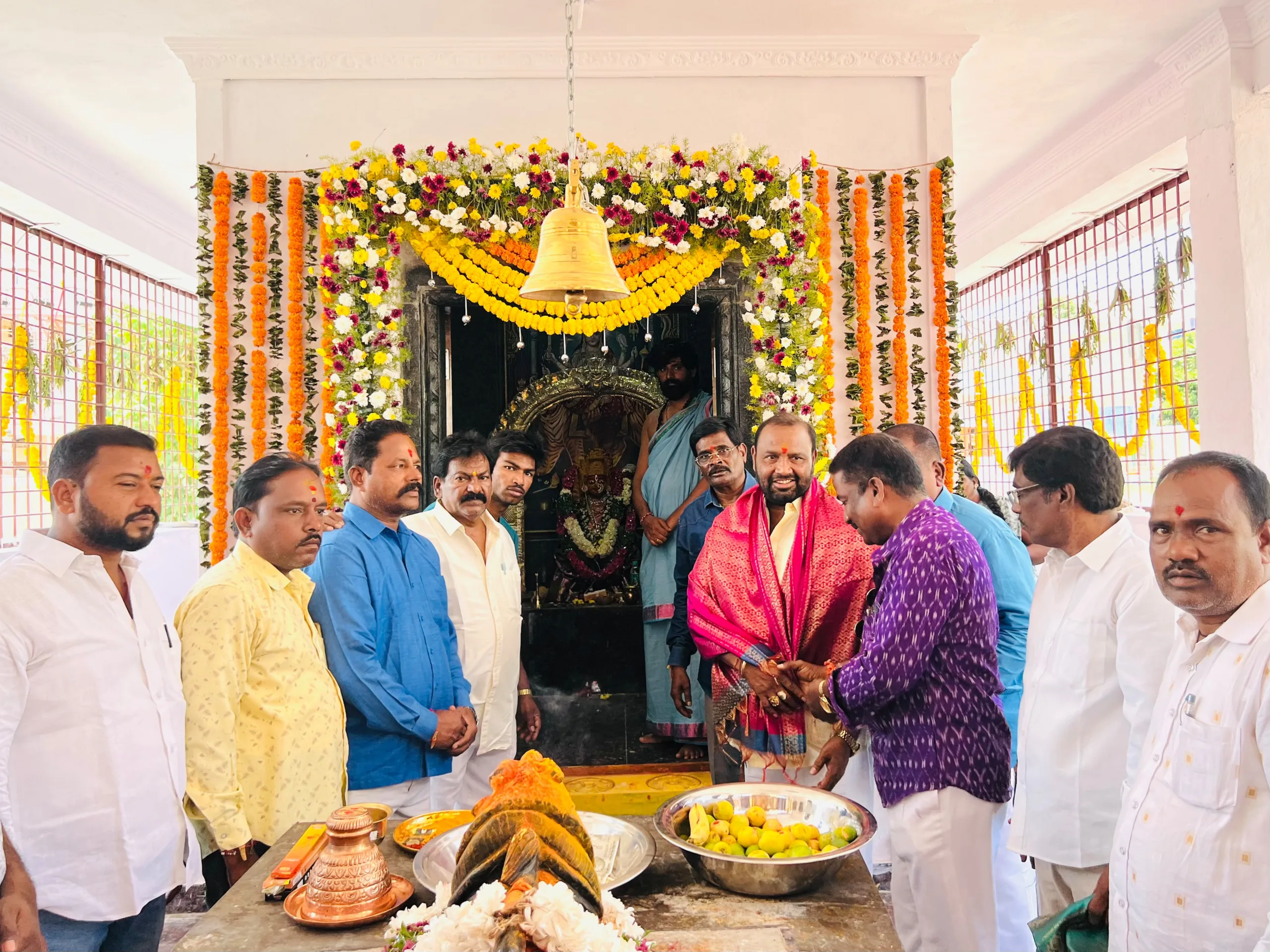 నల్ల పోచమ్మ తల్లిని దర్శించుకున్న కూన శ్రీనివాస్ గౌడ్