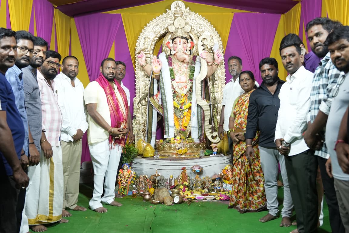 గాజులరామారం సర్కిల్‌లో పలు గణనాథులను దర్శించుకున్న కూన శ్రీనివాస్ గౌడ్