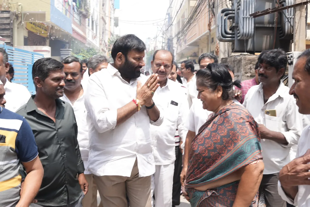 నిరుపేదలకు సంక్షేమ పథకాలే ప్రభుత్వ లక్ష్యం: కూన శ్రీశైలం గౌడ్