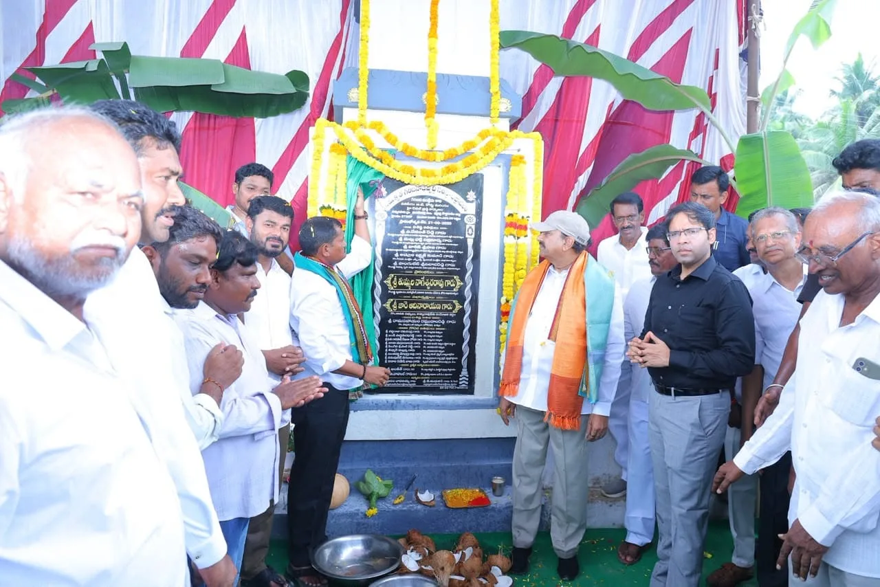 సీతారామ ప్రాజెక్టు పనులను పరిశీలించిన మంత్రి తుమ్మల, ఎమ్మెల్యే జారె