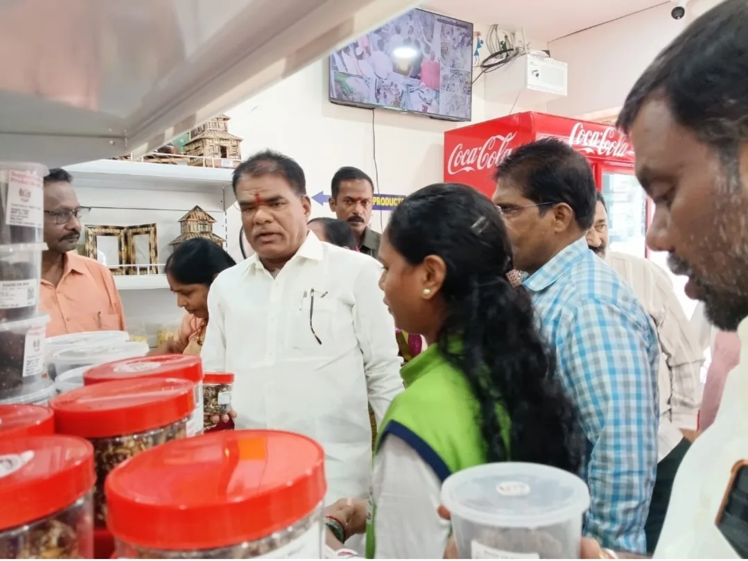 భద్రగిరి మార్ట్ లో లభించే ఆర్గానిక్ సేంద్రీయ ఉత్పత్తులు చాలా బాగున్నాయి