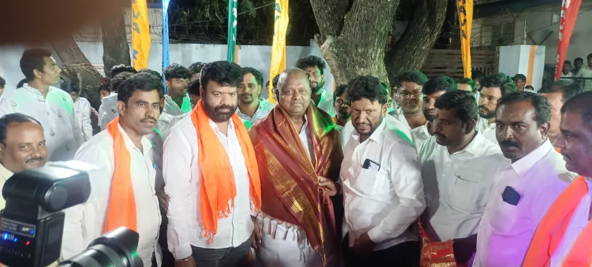వినాయక నిమజ్జన కార్యక్రమంలో పాల్గొన్న కొలన్ హన్మంత్ రెడ్డి