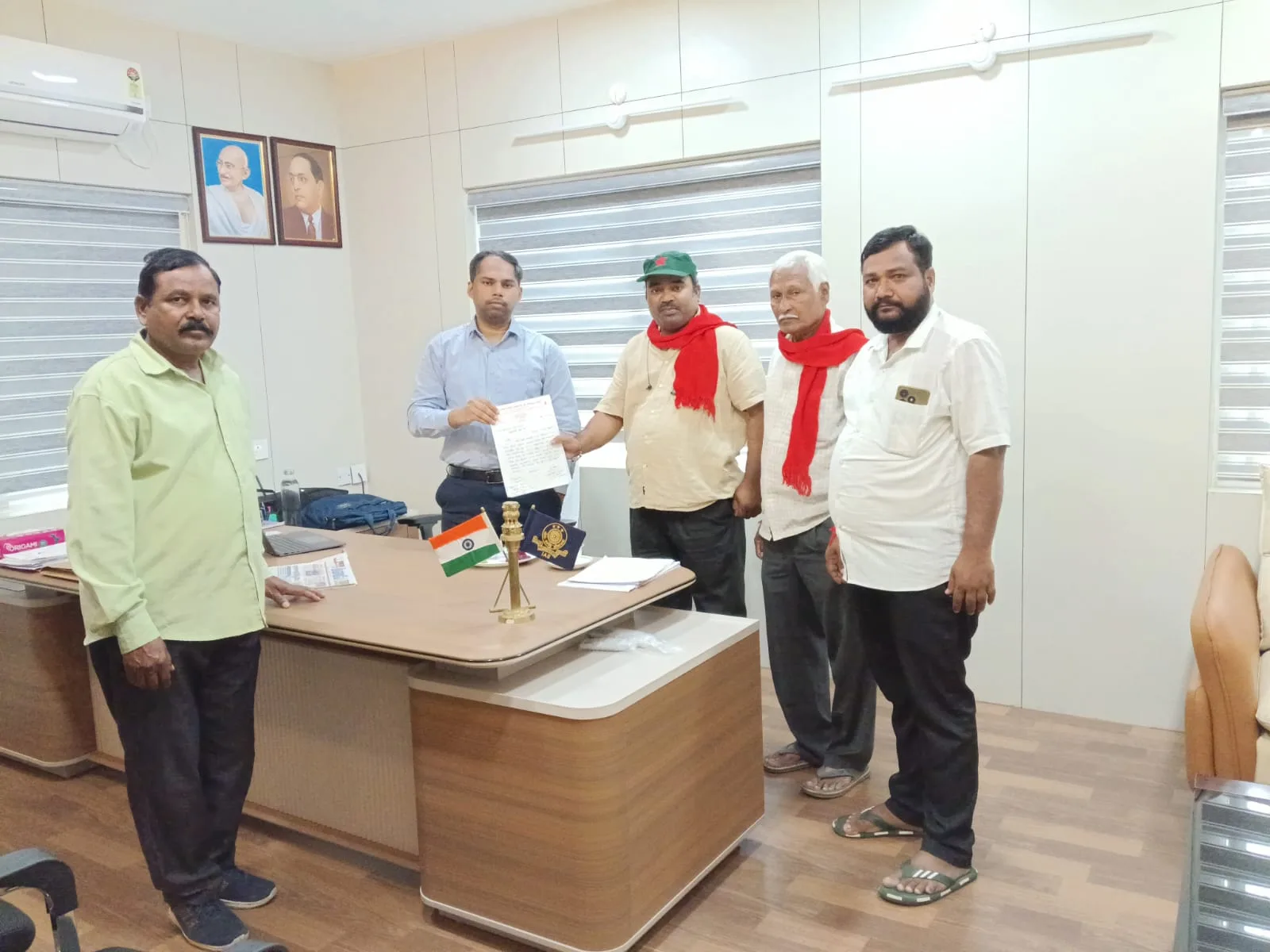 సర్ వల్ల ప్రజలు ఓట్లను కోల్పోతున్నారు.సిపిఐ జిల్లా కార్యదర్శి ఉమామహేష్.