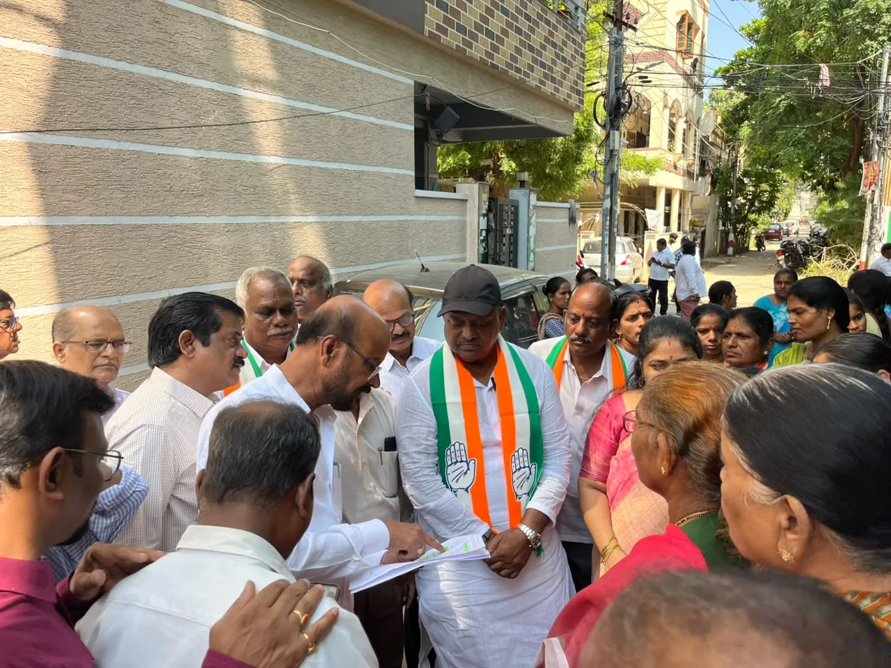 అభివృద్ధి పనులను పరిశీలించిన కొలన్ హన్మంత్ రెడ్డి
