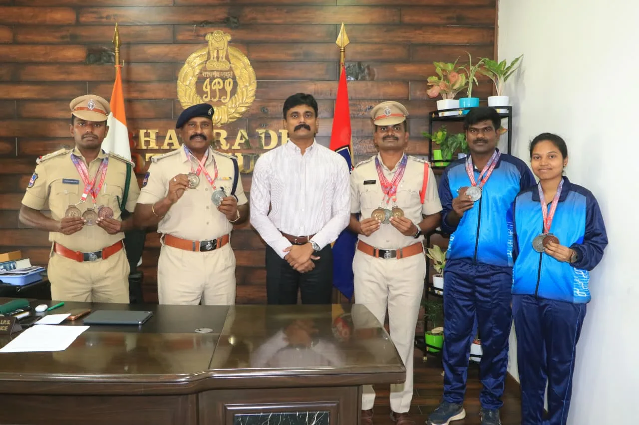 తెలంగాణ పోలీస్ స్పోర్ట్స్ & గేమ్స్ మీట్‌లో 9 పతకాలు సాధించిన జిల్లా పోలీస్ క్రీడాకారులు
